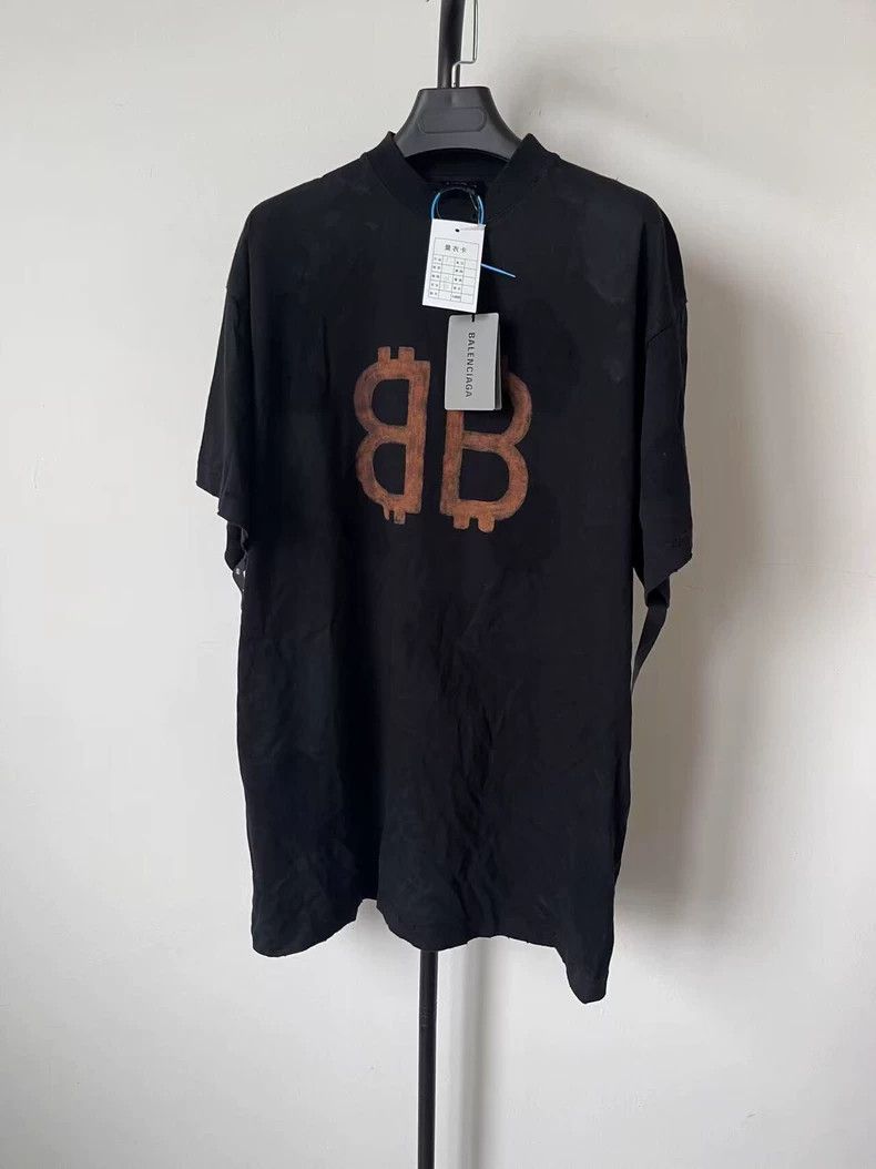 Balenciaga Balenciaga Solid monogrammed crewneck short sleeve T-shirt Size US S / EU 44-46 / 1 - 1 Thumbnail