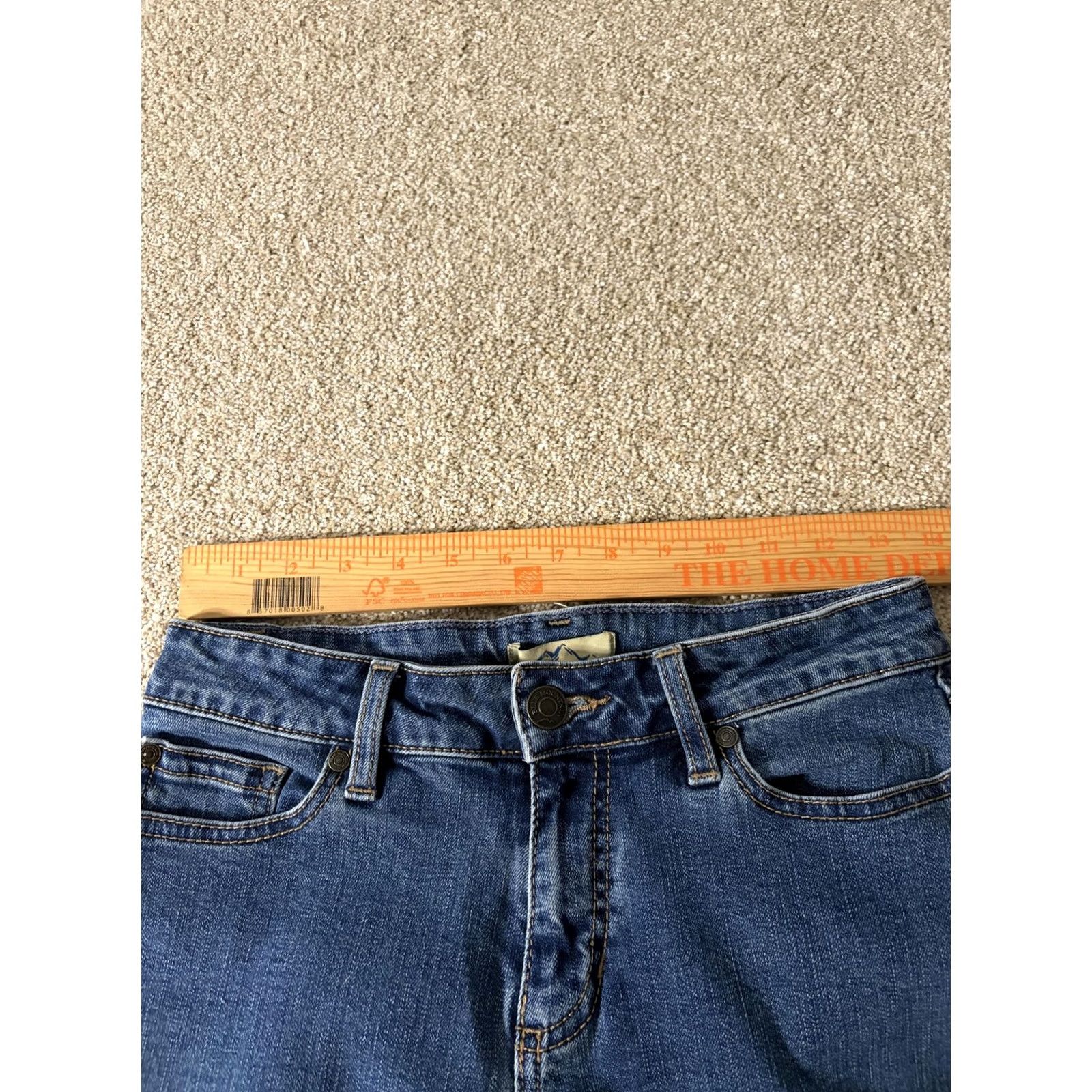 The Mountain Blue Mountain Jeans Women 4 Blue Straight Leg Regular Fit Denim 28x30 Size 27" / US 4 / IT 40 - 4 Thumbnail