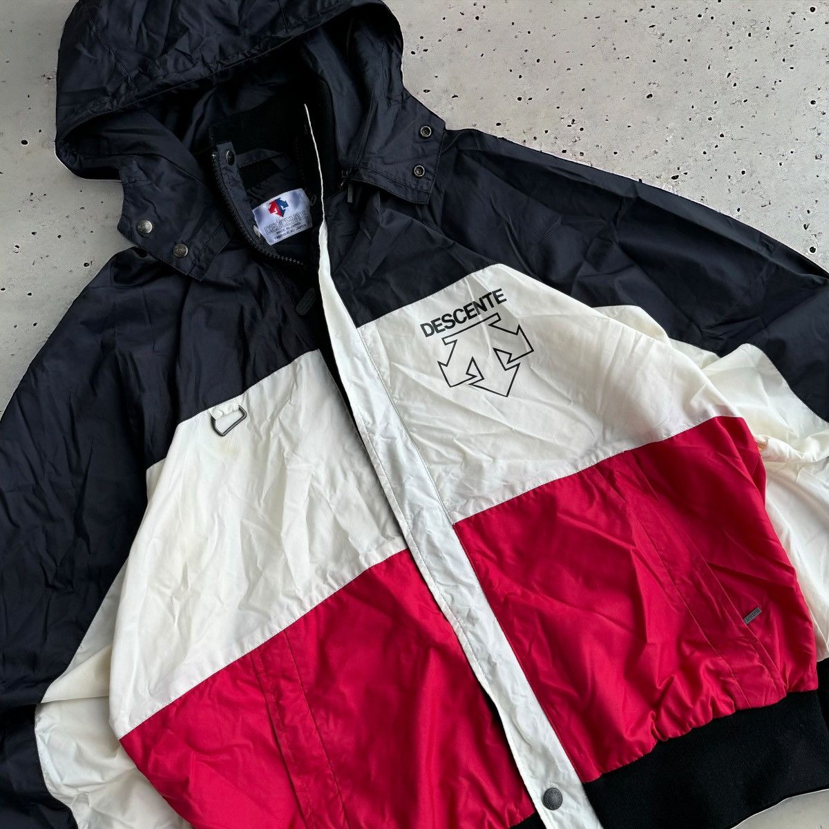 Descente × Hi Tec × Japanese Brand JAPAN MADE DESCENTE Nylon VTG Ski Wear Windbreaker jacket Size US XL / EU 56 / 4 - 3 Thumbnail
