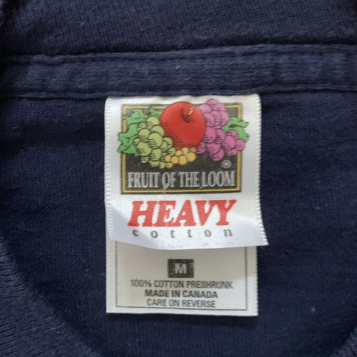Fruit Of The Loom × Vintage Rocky Mountaineer Railtours Canada Embroidered Graphic Tee Size US M / EU 48-50 / 2 - 5 Thumbnail