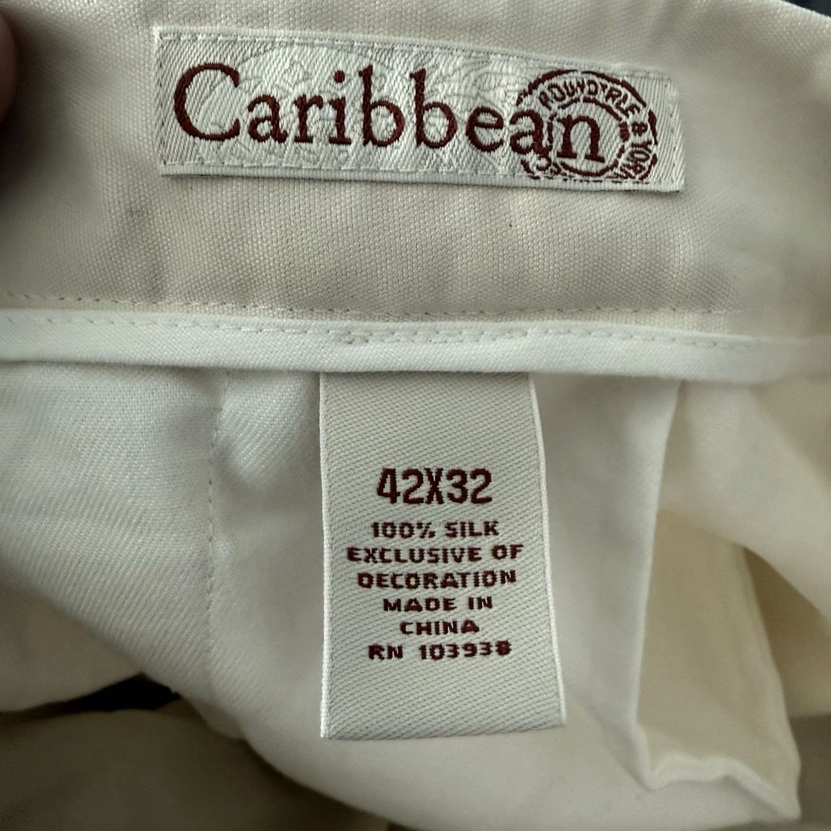 Roundtree & Yorke VINTAGE Roundtree & Yorke Caribbean Silk Pants Mens 42x32 Ivory Flat Front Khakis Casual/Business 42 Beige Solid Mens Size US 42 / EU 58 - 2 Thumbnail