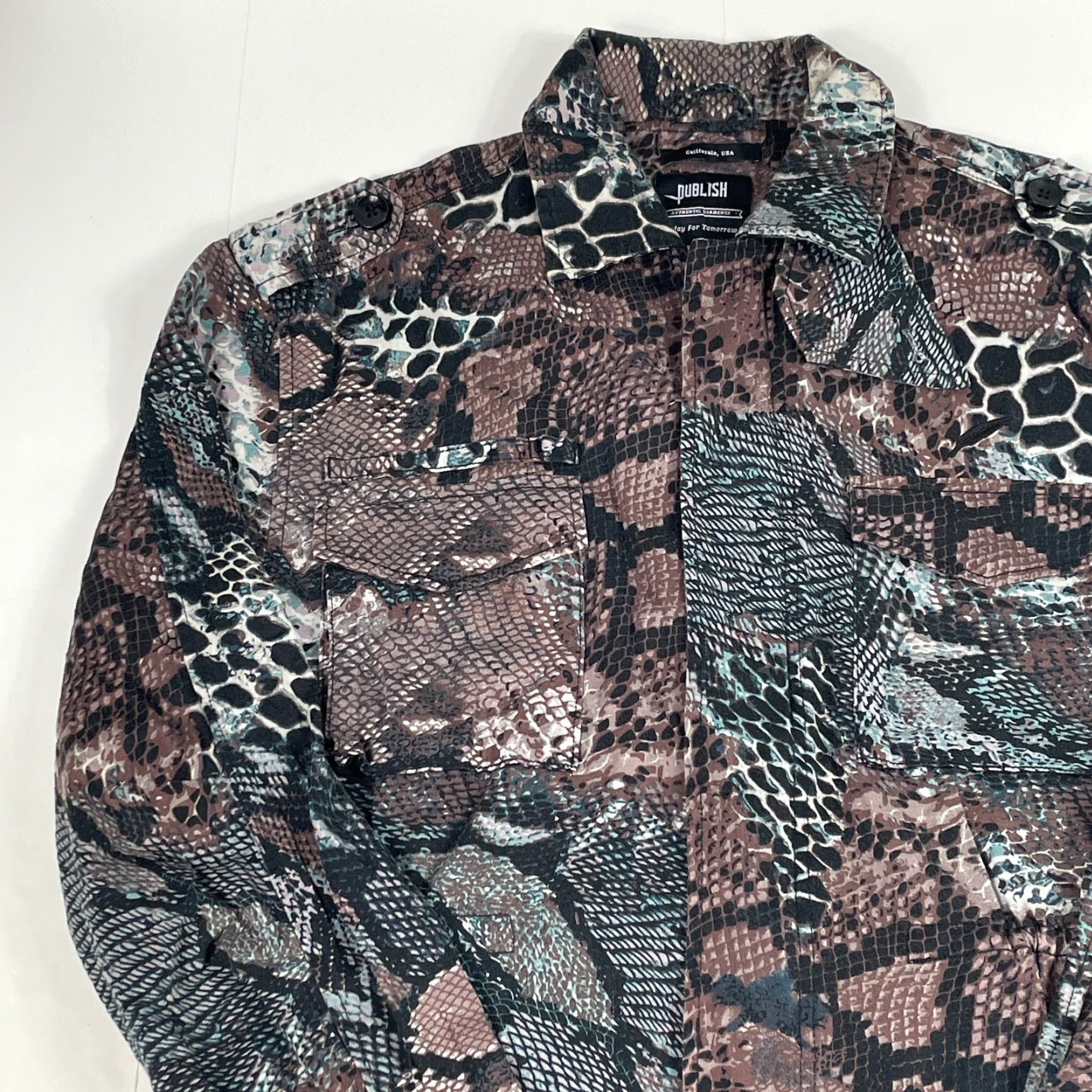 Skin Publish Outfit Womens XL Brown Snake Skin Jacket Pants Set Viper Python Snakeskin Casual Size 40" / US 18 - 3 Thumbnail