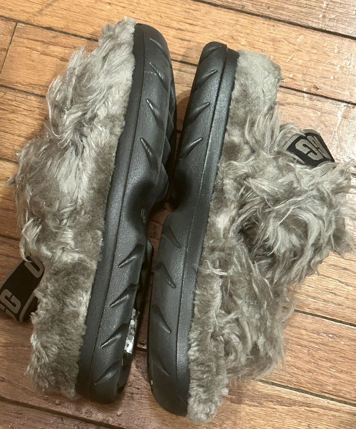 Ugg UGG FLUFF SUGAR BURNT OLIVE Size US 8 / IT 38 - 5 Thumbnail
