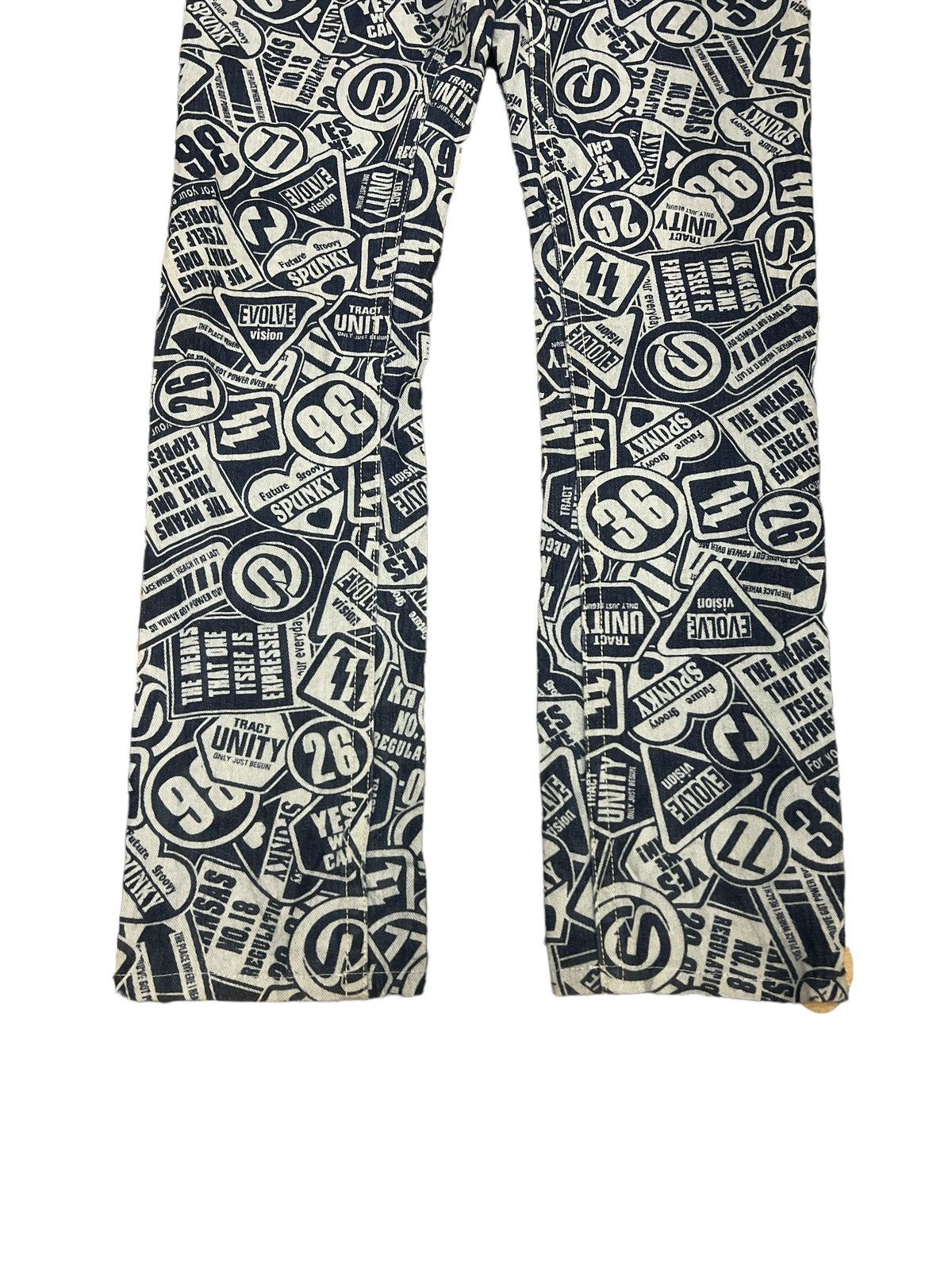 Hysteric Glamour FULL PRINT ORIGINAL JEANS Size US 30 / EU 46 - 4 Thumbnail