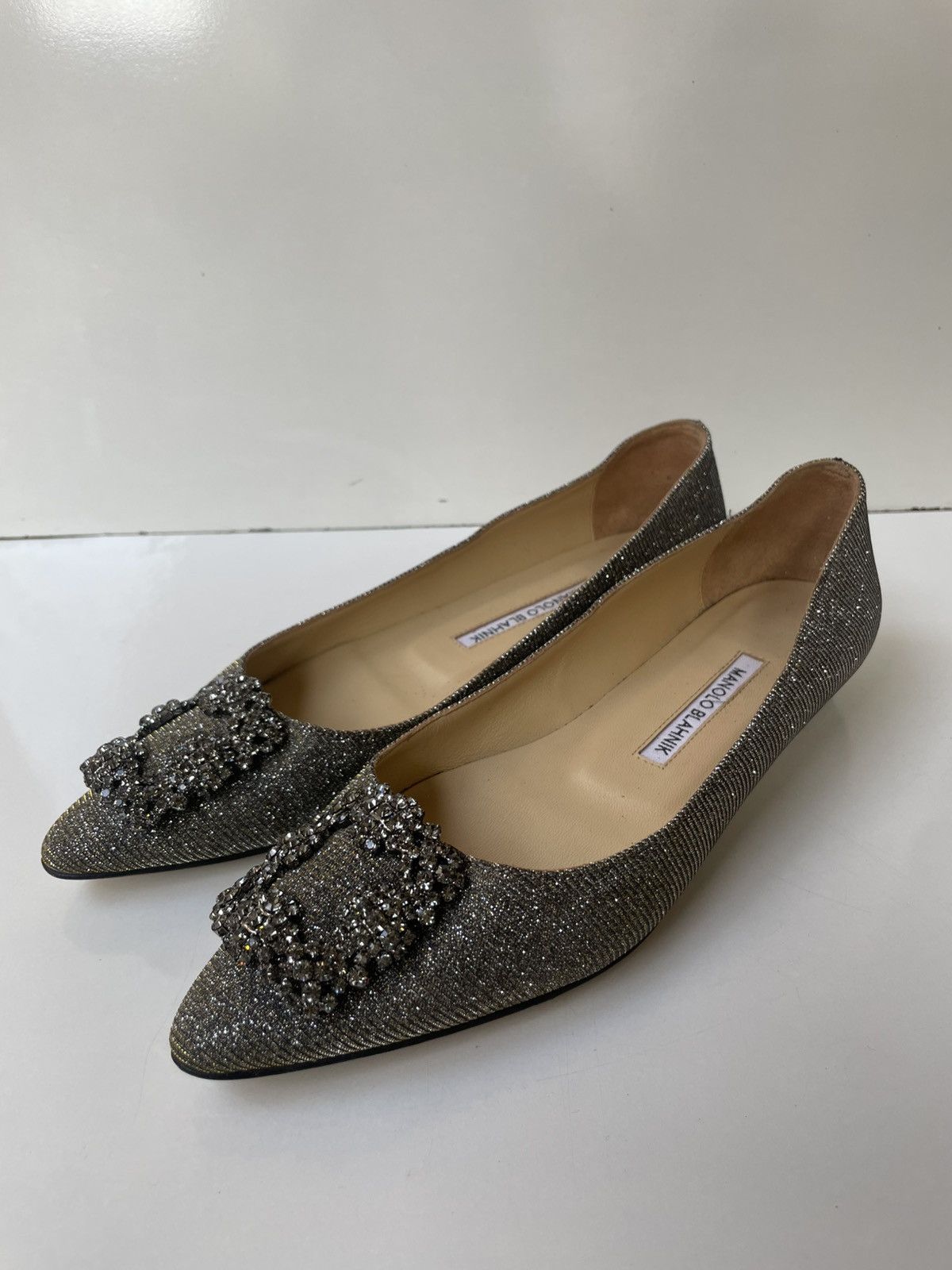 Manolo Blahnik Manolo Blahnik Hangisi Jeweled Glitter Silver Flats EUR 38 Size US 8 / IT 38 - 5 Thumbnail
