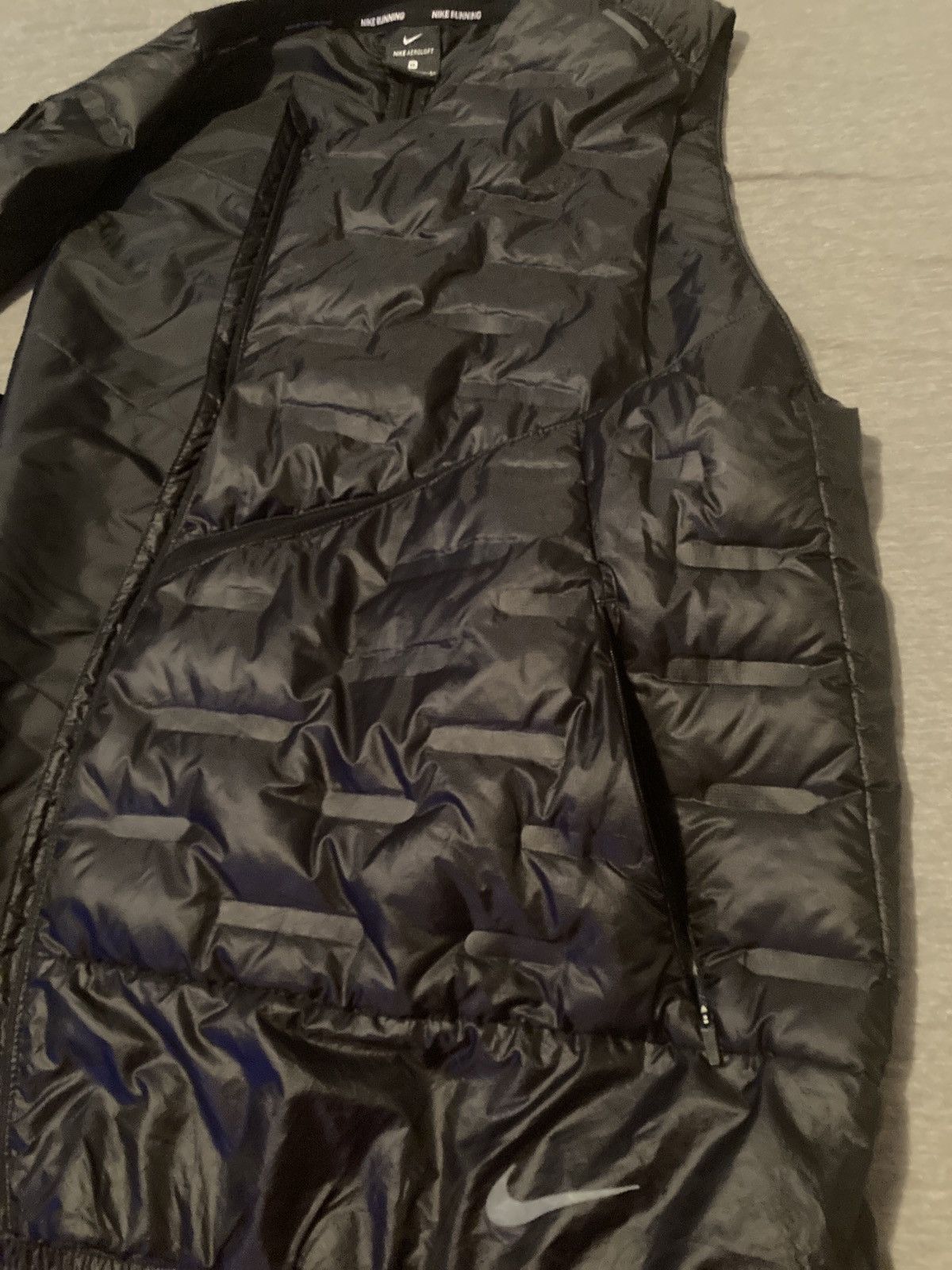 Designer × Nike BLACK PUFFY VINYL VEST Size US XL / EU 56 / 4 - 2 Thumbnail