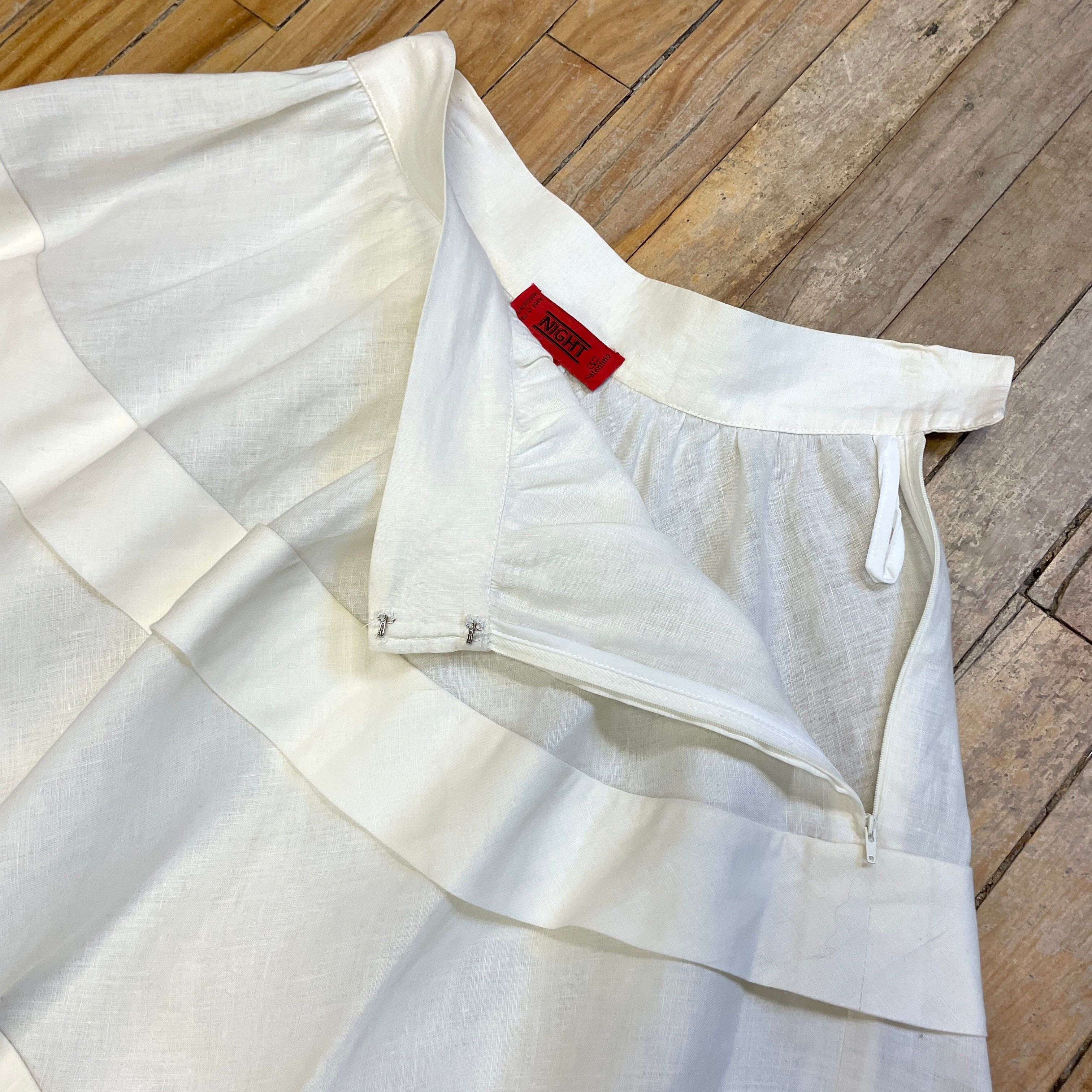 Valentino 90s "Night" By Valentino Vintage Designer Lacy Linen Summer Skirt Made In Italy Size 26" Size 26" / US 2 / IT 38 - 6 Thumbnail