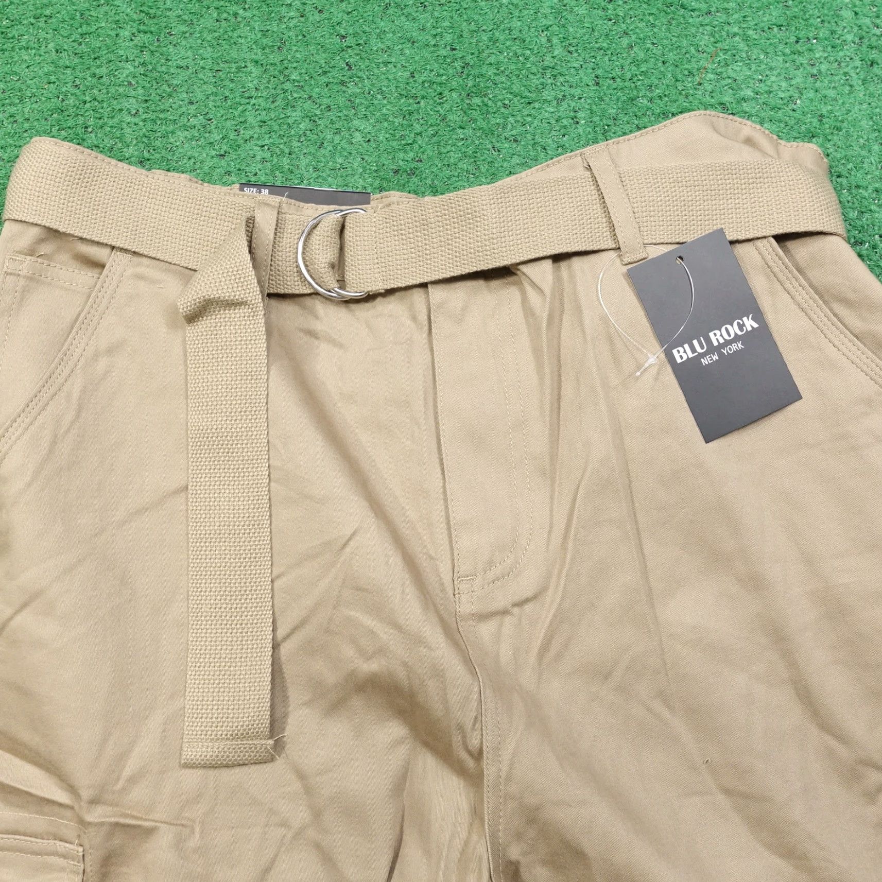 Vintage VINTAGE Blu Rock Cargo Shorts Men Size 38 Beige Cotton Casual Flat Front Belt Inseam 11.5" Size US 38 / EU 54 - 2 Thumbnail
