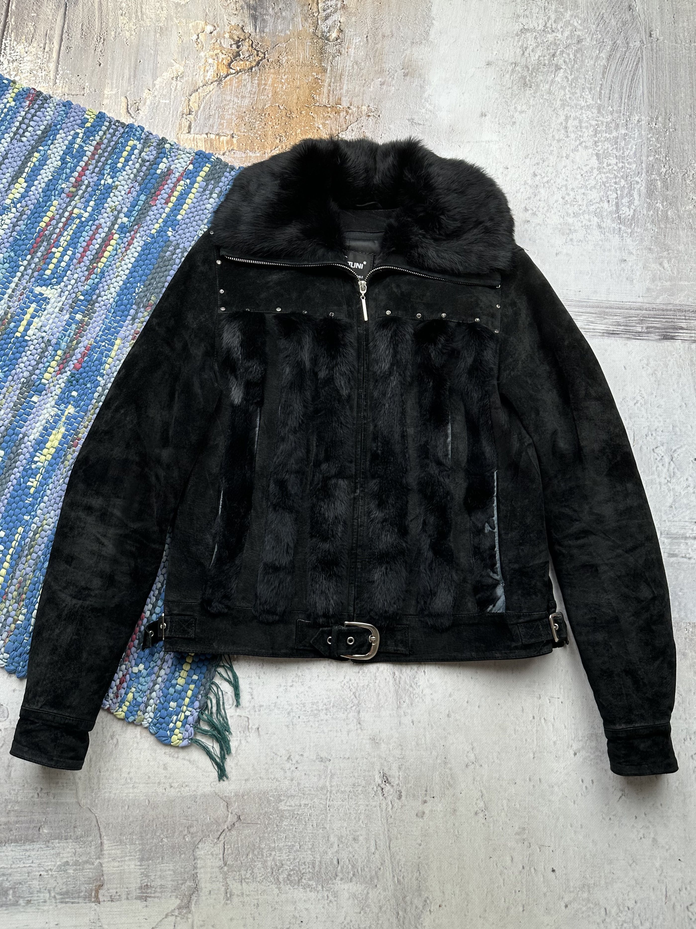 Vintage Vintage Real Fur and Suede Leather Jacket With Belt A71D15 Size M / US 6-8 / IT 42-44 - 1 Thumbnail