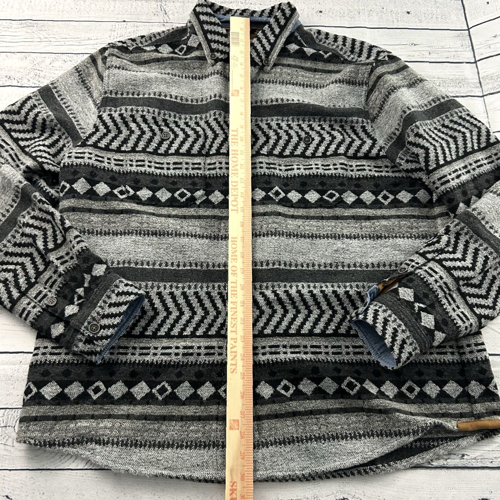 Vintage 32 Bar Blues Shirt Jacket Mens XL Gray Aztec Wool Blend Button Front Size US XL / EU 56 / 4 - 3 Thumbnail