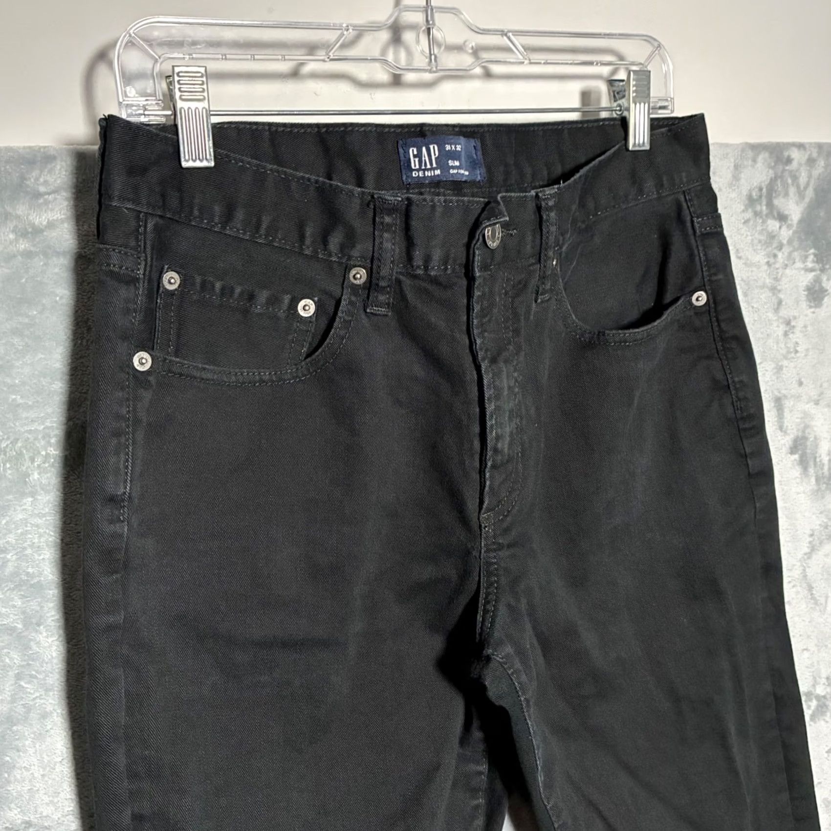 Gap VINTAGE? No. (Cannot add new info) Size US 31 - 3 Thumbnail