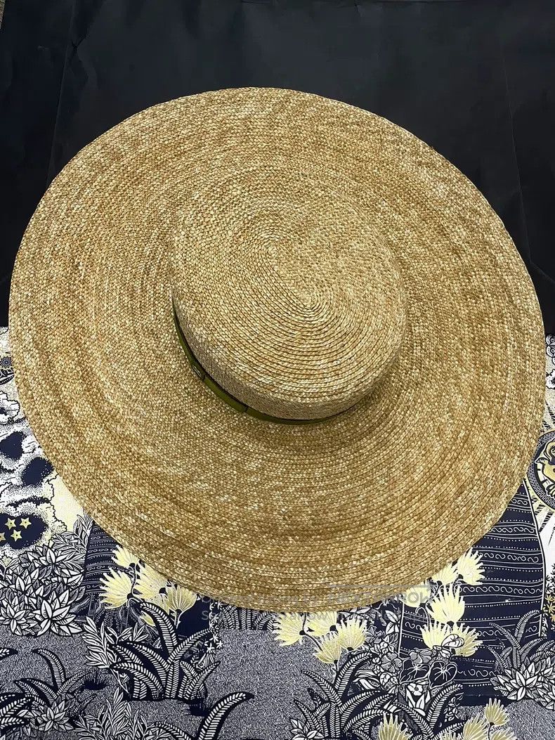 Chanel Chanel Green webbing large wide-brimmed straw hat Size ONE SIZE - 1 Thumbnail