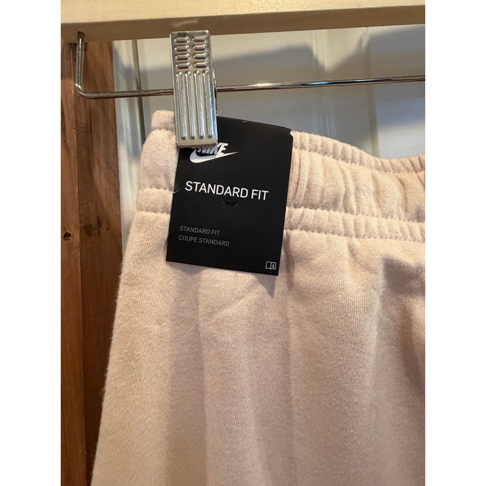 Nike Nike- Standard Fit- Tan Jogger Sweatpants- Women's XS Size 25" / US 0 / IT 36 - 5 Thumbnail