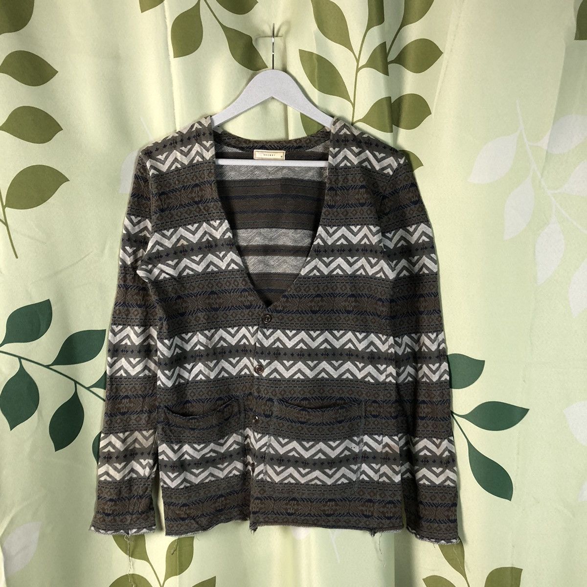 image of Browny Grey Art Vintage Design Cardigan Knitwear 7417, Women's (Size Medium)