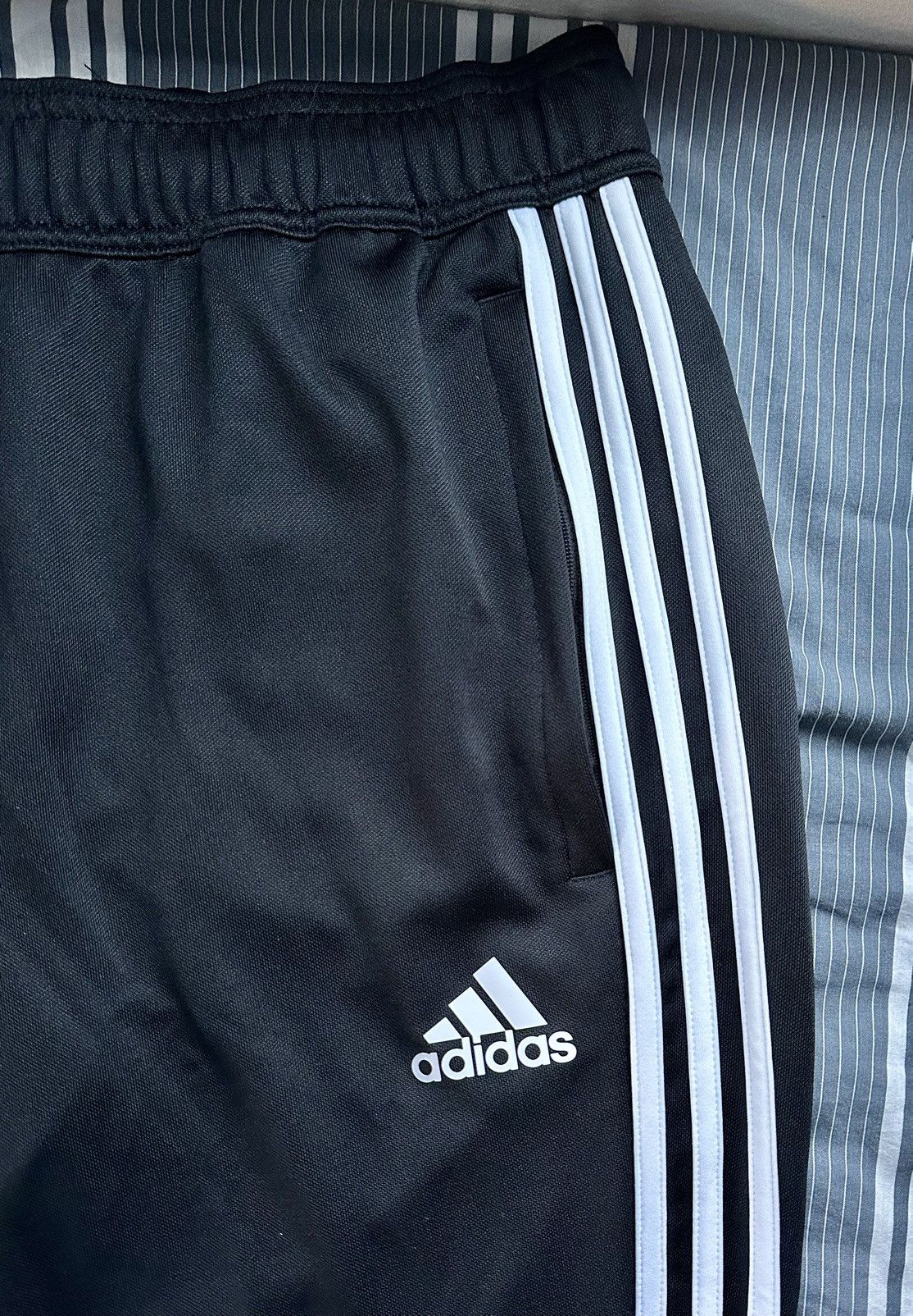 Adidas Adidas Track Pants Size US 32 / EU 48 - 3 Thumbnail