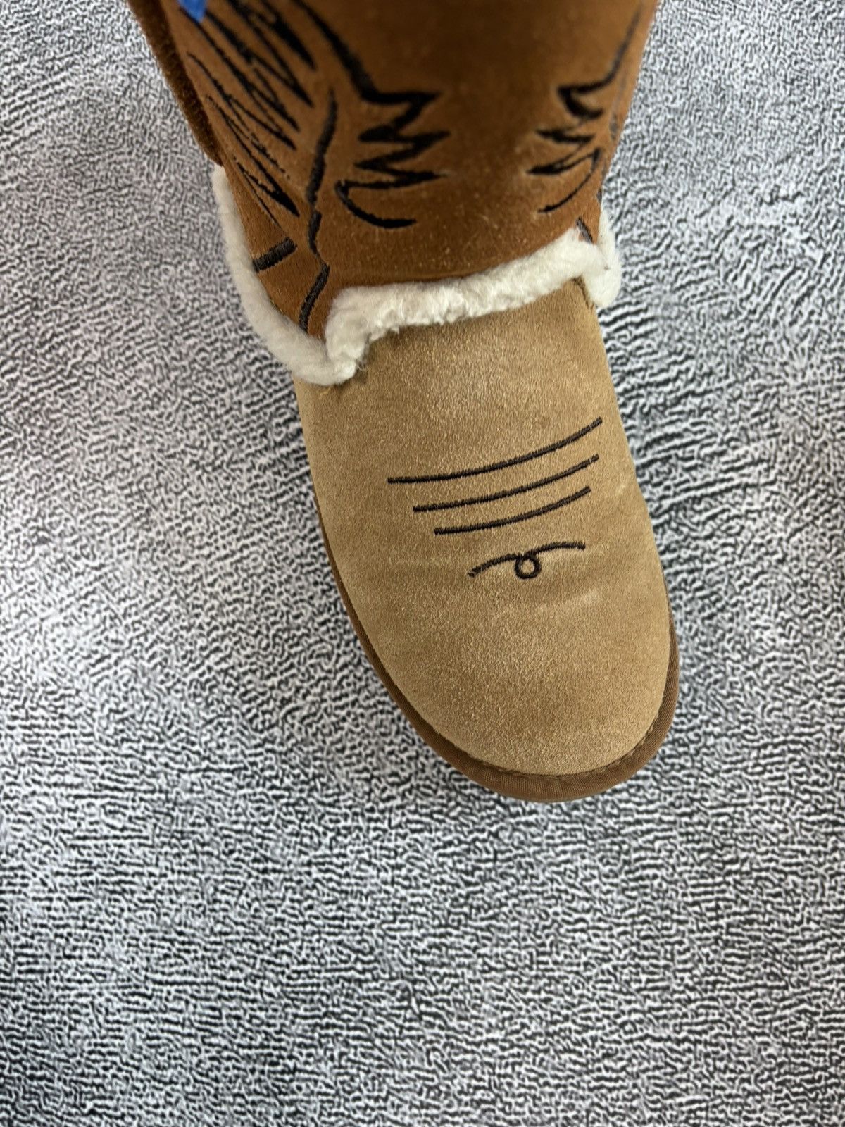 1199 1199 Bazo Og 2024 Uggs Chestnut V1 Size US 11 / EU 44 - 4 Thumbnail