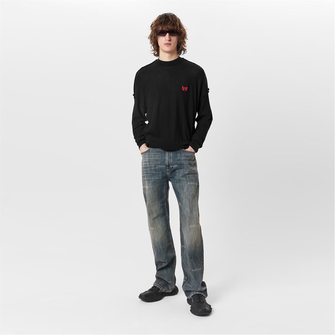 Balenciaga o1g2r1mq0226 Oversized Sweater In BlackB Size US M / EU 48-50 / 2 - 6 Thumbnail