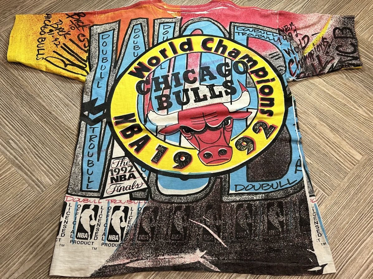 NBA × Vintage *RARE* Vintage 1992 Bulls Championship AOP (Single Stitch) Size US L / EU 52-54 / 3 - 2 Thumbnail