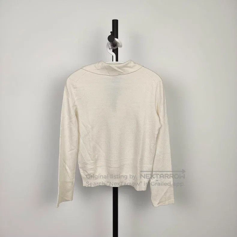 Loro Piana Loro Piana Wool Solid V-Neck Sweater - White Size XS / US 0-2 / IT 36-38 - 2 Thumbnail