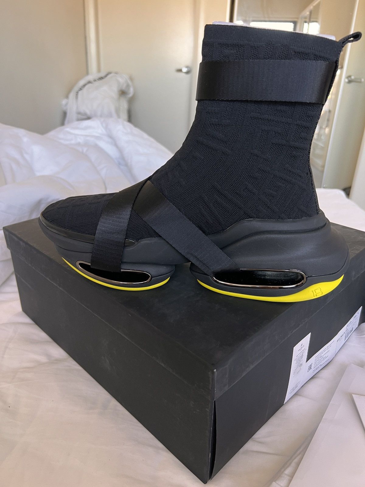 Balmain B-Bold high-top Sock Sneakers 42 Black/Neon Yellow Size US 9 / EU 42 - 3 Thumbnail