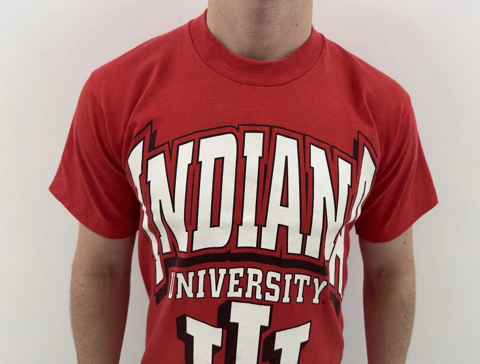 Fruit Of The Loom Vintage 1990s Indiana University Shirt Single Stitch NCAA Size US M / EU 48-50 / 2 - 3 Thumbnail