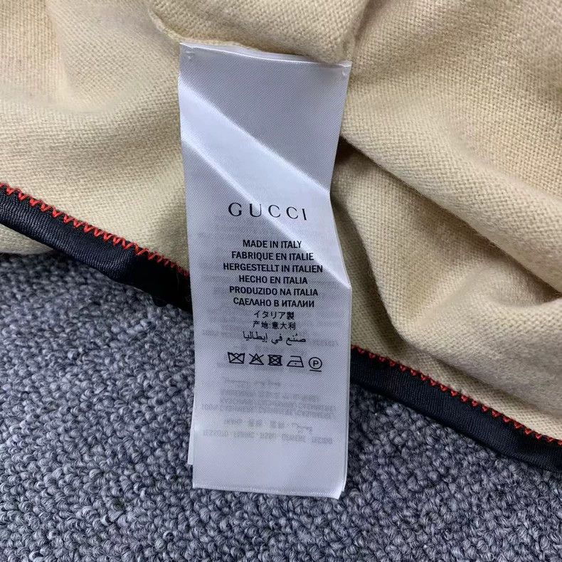 Gucci Gucci Cashmere short sleeves 2503-Nextarrow Size US M / EU 48-50 / 2 - 4 Thumbnail