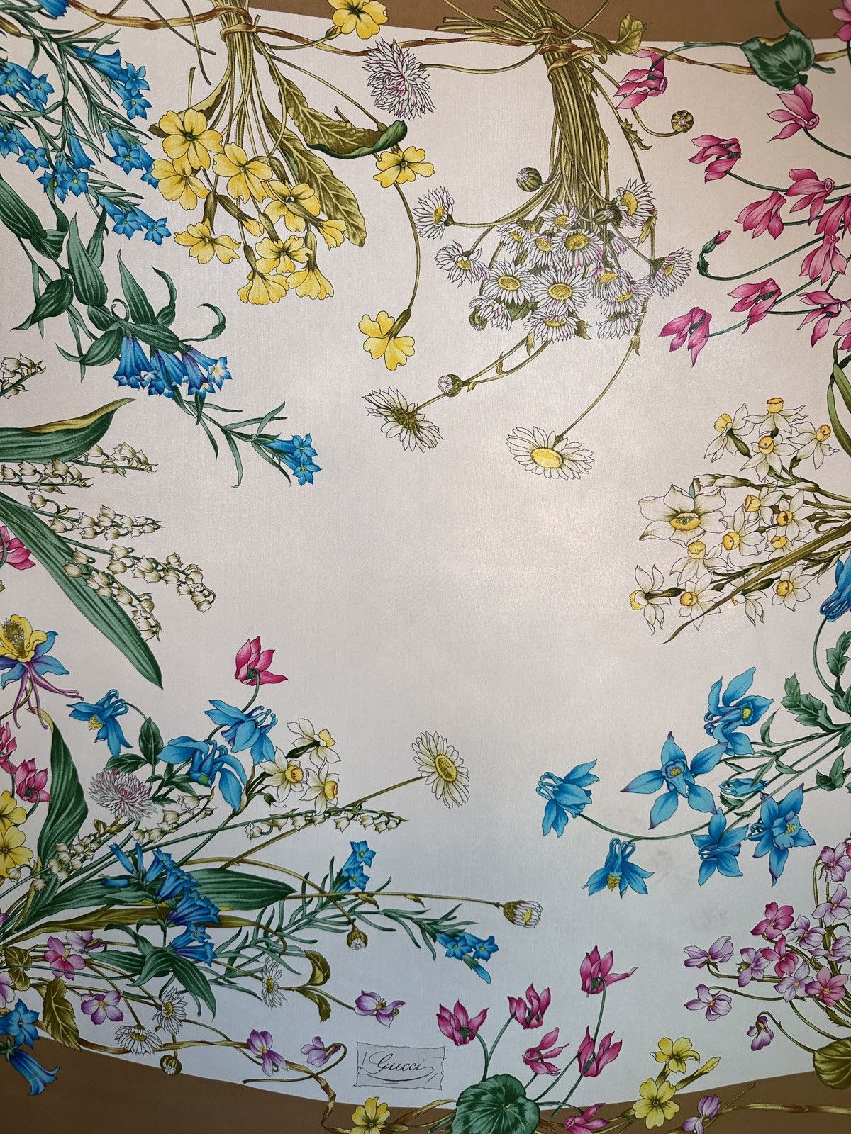 Gucci Vintage GUCCI Light Brown Floral Print Silk Scarf Size ONE SIZE - 15 Thumbnail