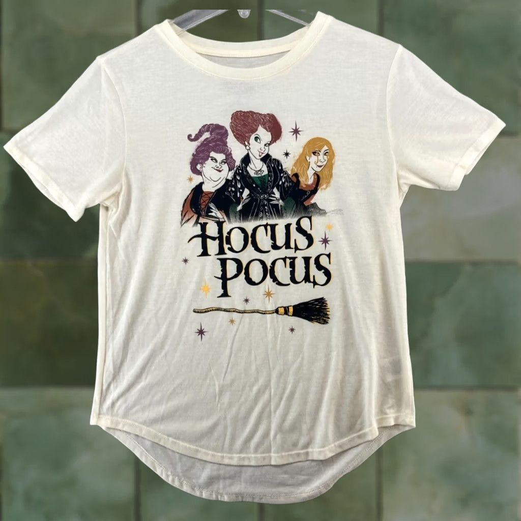 Vintage Hocus Pocus T-Shirt Womens L Beige Halloween Graphic Print Crew Neck Short Sleeve Cap Sleeve Jersey Polyester Blend Vintage: No Size L / US 10 / IT 46 - 1 Thumbnail