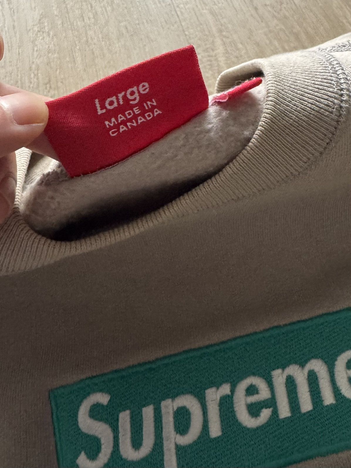 Supreme Supreme Oatmeal Box Logo Crewneck 2006 Size US L / EU 52-54 / 3 - 5 Thumbnail