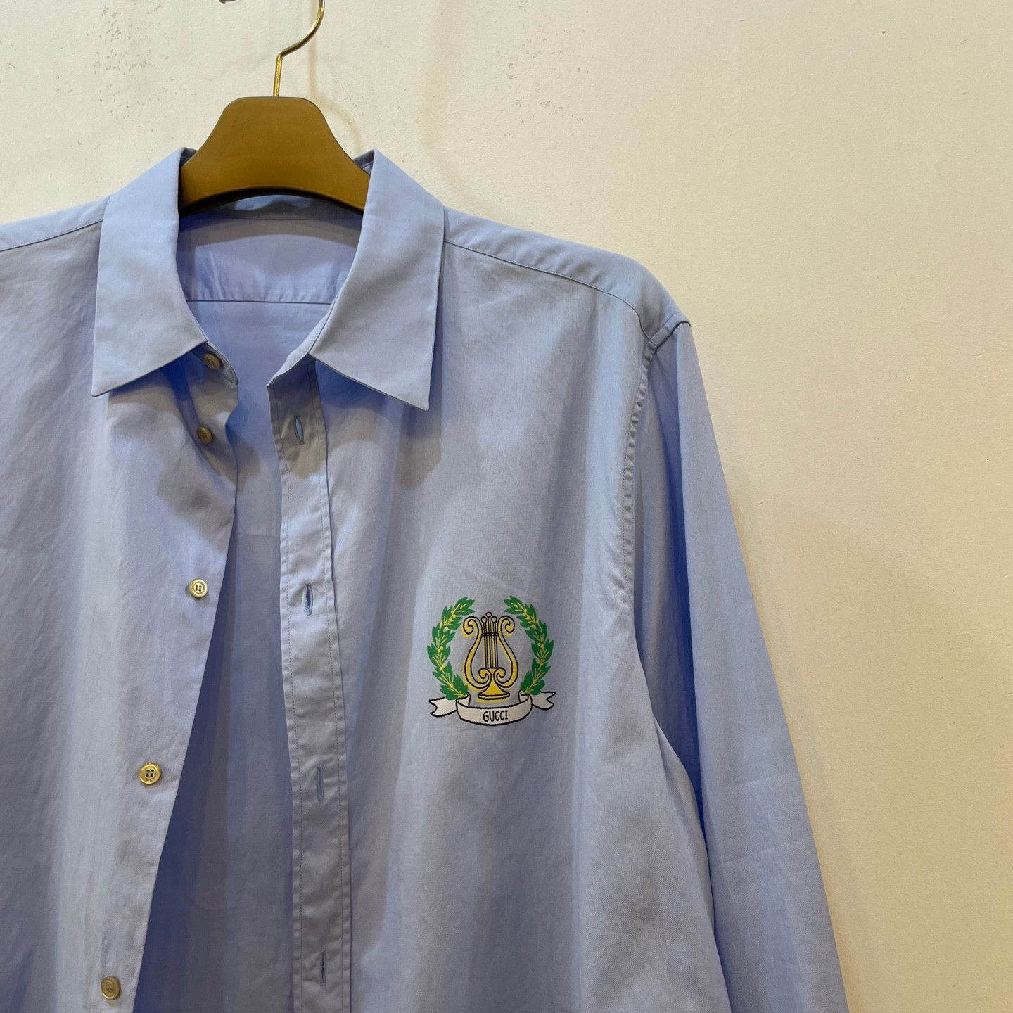 Gucci Gucci laurel logo harp shirts Size US L / EU 52-54 / 3 - 5 Thumbnail