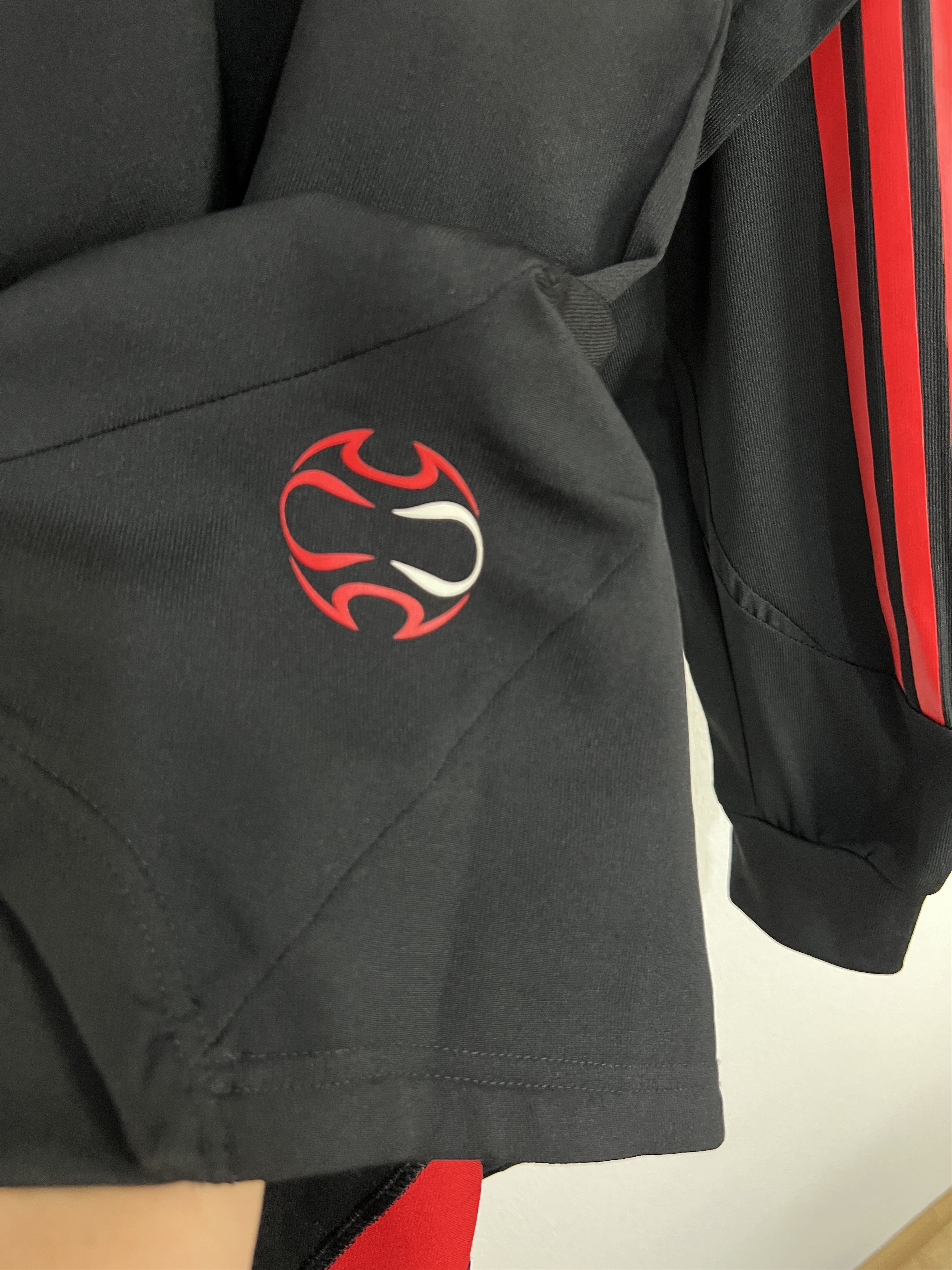 Adidas Vintage Adidas Milan Football Train Sweatshirt Soccer Size US L / EU 52-54 / 3 - 7 Thumbnail