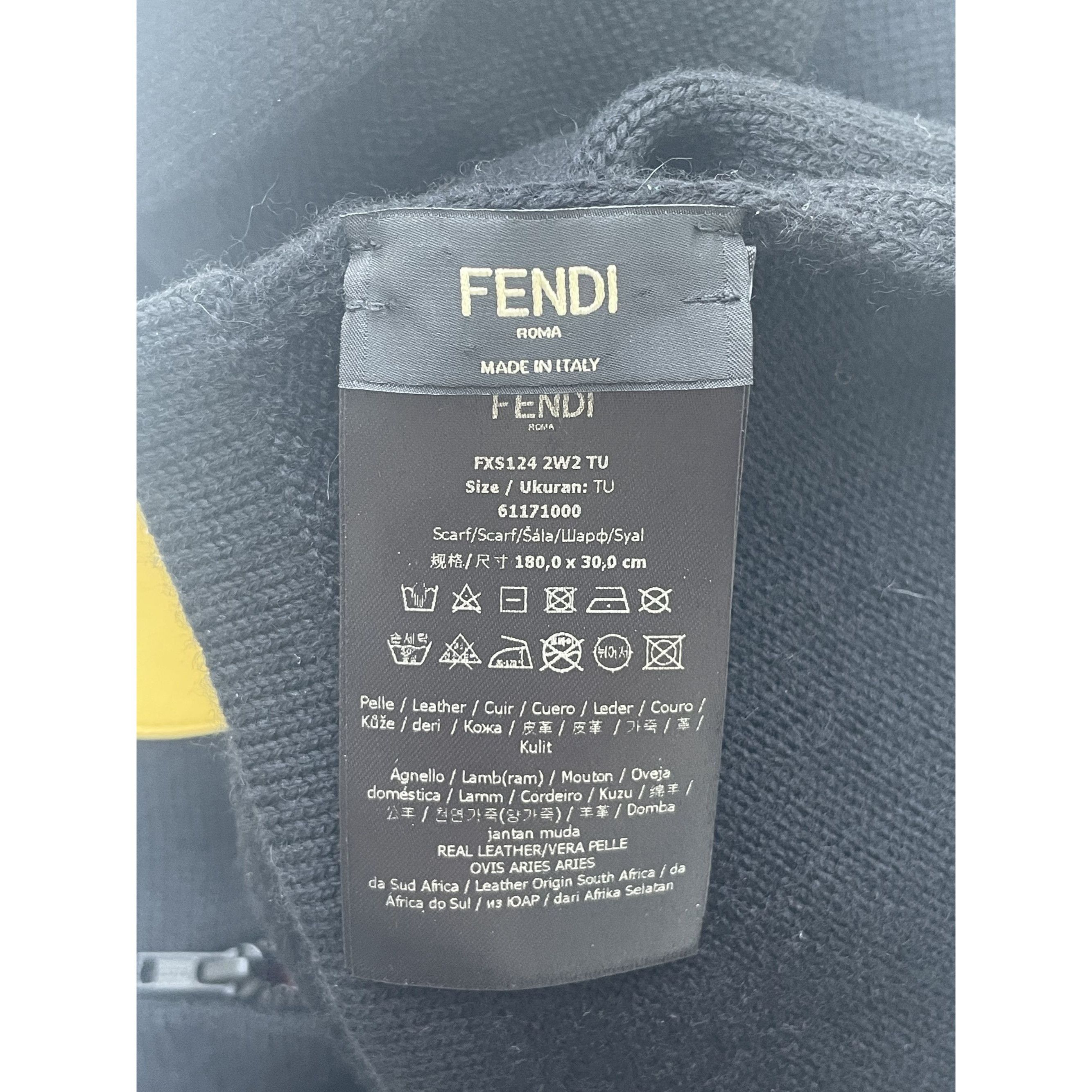 Fendi Fendi Black Knit Scarf With Yellow Eyes & Zipper Mouth Detai Size ONE SIZE - 10 Thumbnail