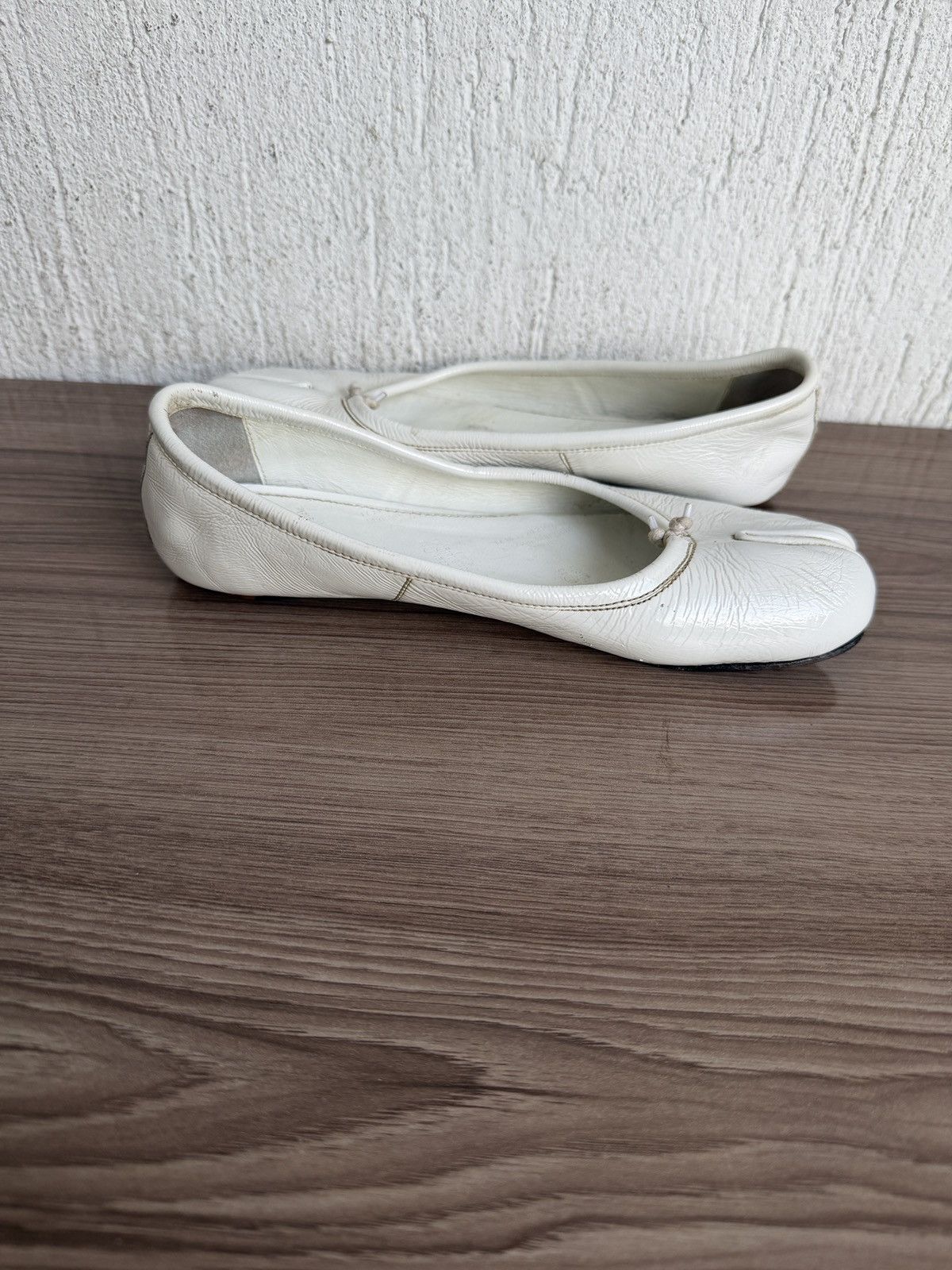 Maison Margiela Tabi ballet patent leather flats Size US 6 / IT 36 - 8 Thumbnail