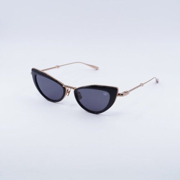 Valentino V-TRE VLS-101A Sunglasses Shiny Black Cat Eye Frame, Bordeaux Lenses Valentino V-TRE VLS-101A Sunglasses Shiny Black Cat Eye  main image 2