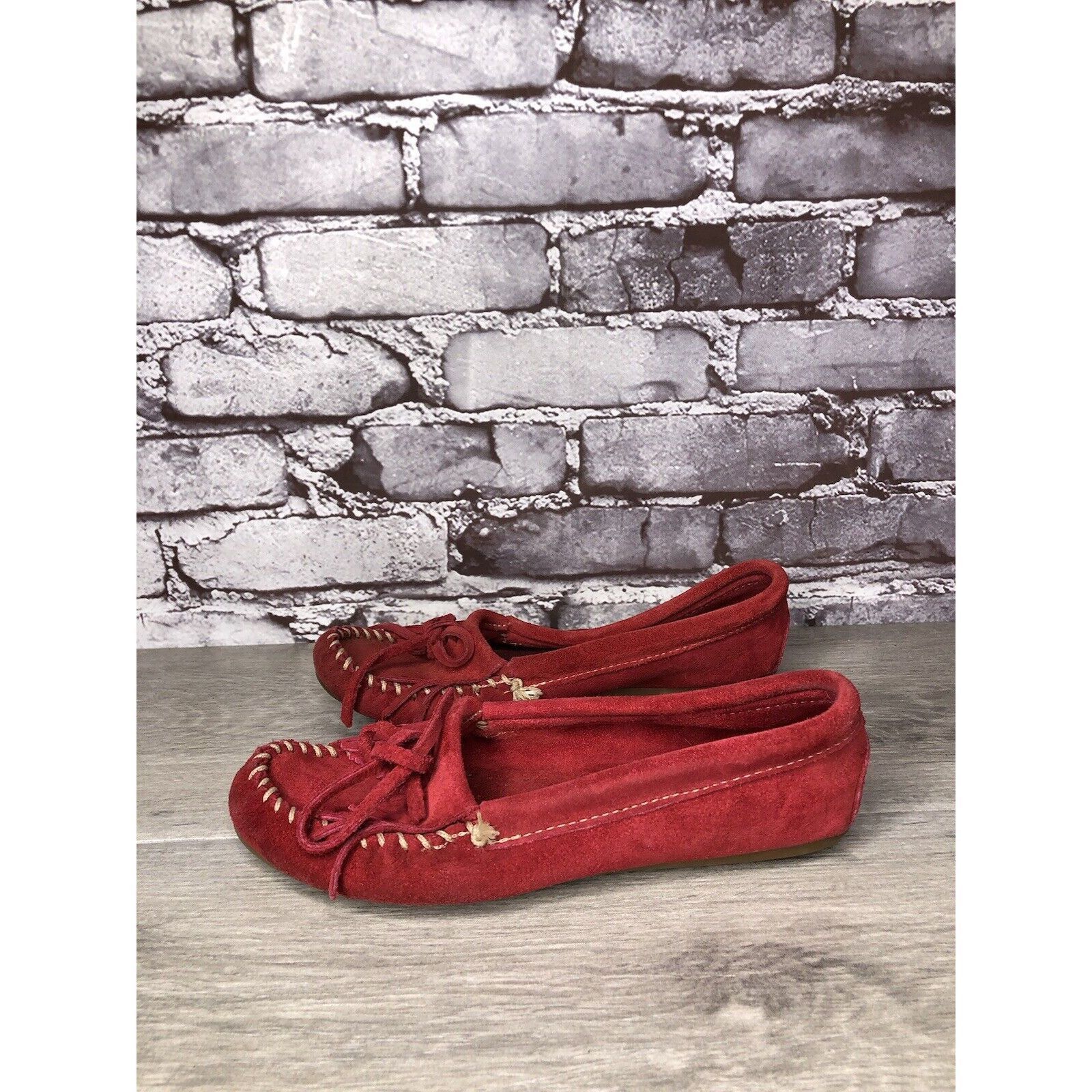 Minnetonka Minnetonka Red Suede Kiltie Fringe Bow Moccasins Shoes Women Size US 6 / IT 36 - 1 Thumbnail