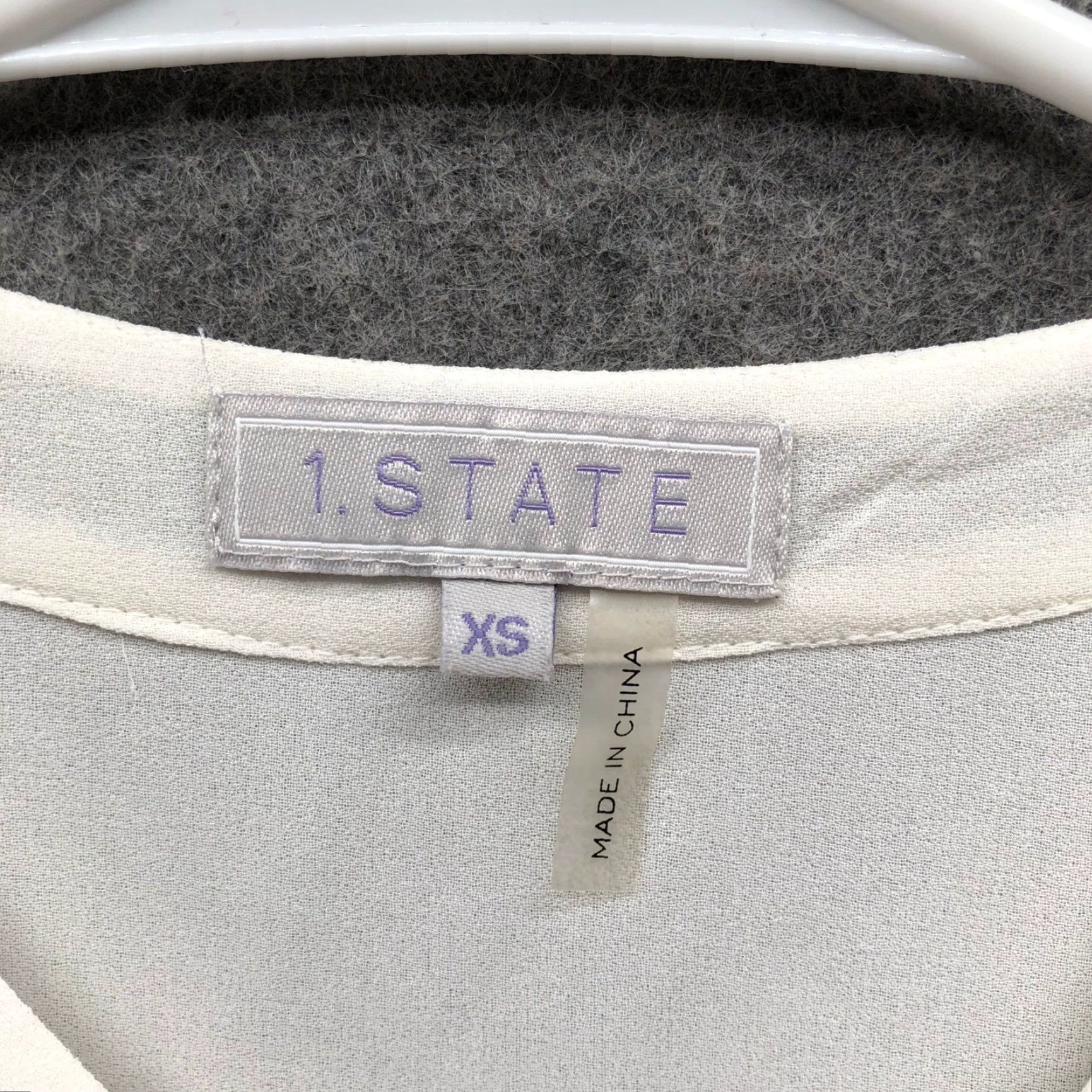 Vintage VINTAGE 1.STATE Tie Neck Peplum Blouse Womens XS White Chiffon Short Sleeve Bow Size XS / US 0-2 / IT 36-38 - 3 Thumbnail