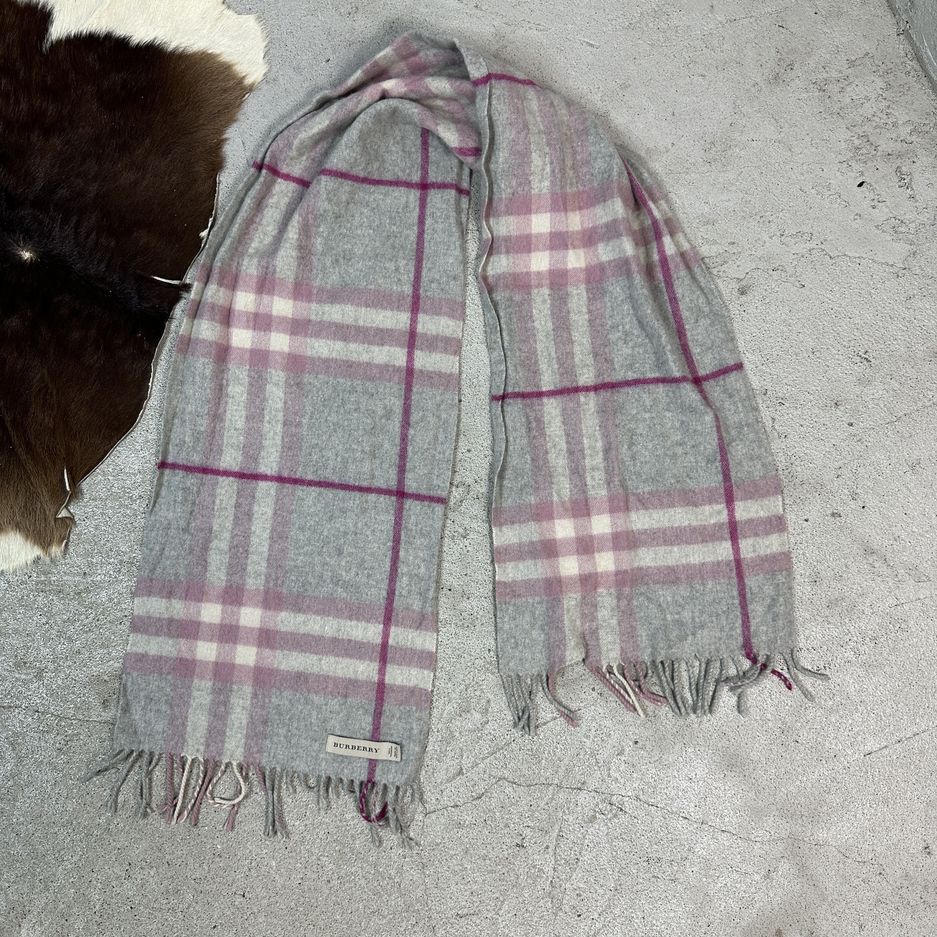 Burberry × Vintage Burberry Cashmere Scarf Size ONE SIZE - 6 Thumbnail