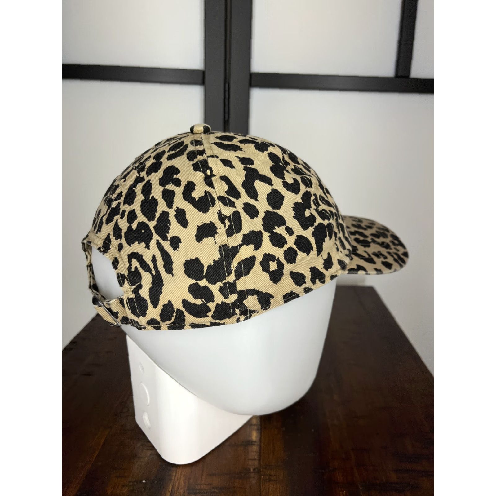 Vintage VINTAGE David and Young Baseball Cap Hat Adjustable Adult One Size Beanie Beige Leopard Print Cotton Outdoor 90s Women Size ONE SIZE - 7 Thumbnail