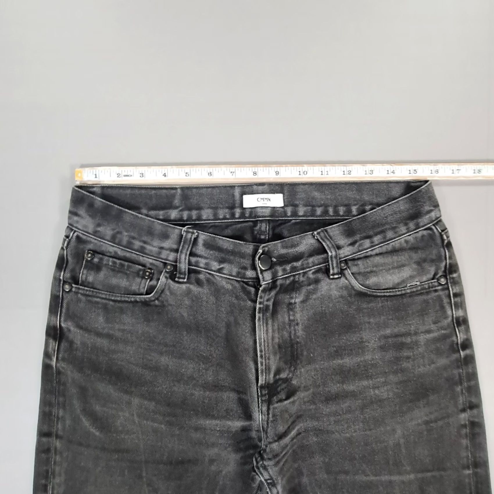 CMMN SWDN CMMN SWDN Mens Denim Shorts Grey W32 Cotton Summer Bermuda Slim 5-Pocket Design Button Fly Casual Men Size US 32 / EU 48 - 3 Thumbnail