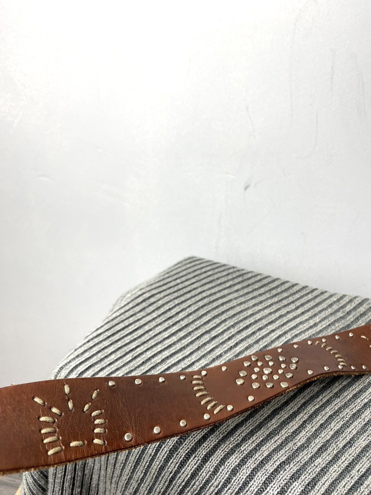 Cowboy Equipment Rare! Vintage Metal Leather Belt Western Cowboy Style Texas Size ONE SIZE - 4 Thumbnail
