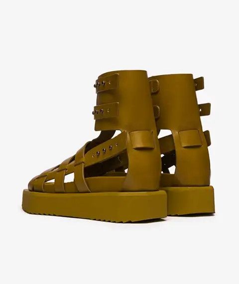 Rick Owens o1y0126 Gladiator Sandals in Gold Size US 7 / IT 37 - 6 Thumbnail