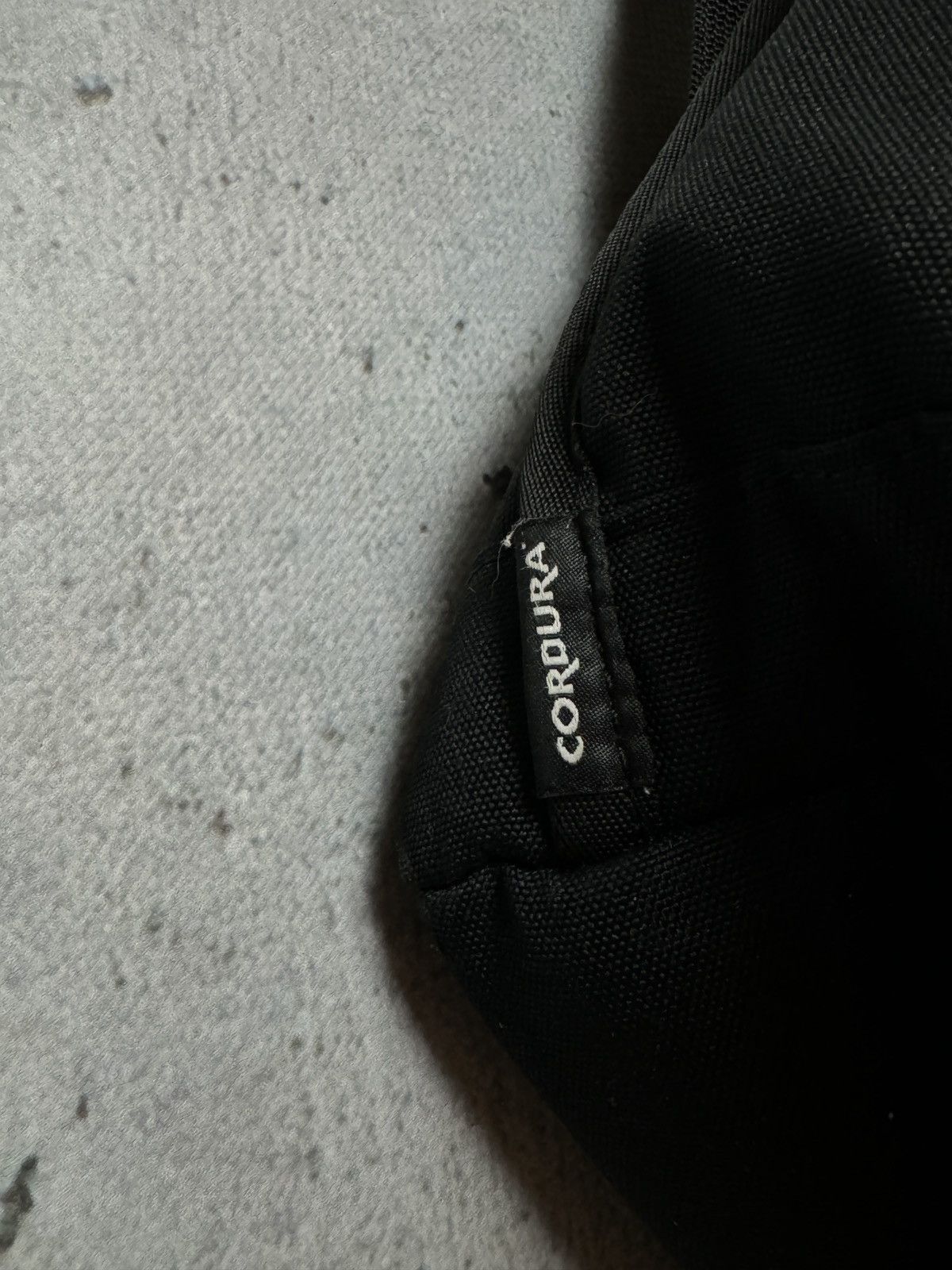 Nike Nike cordura crossbody bag vintage 90s 00s Size ONE SIZE - 3 Thumbnail