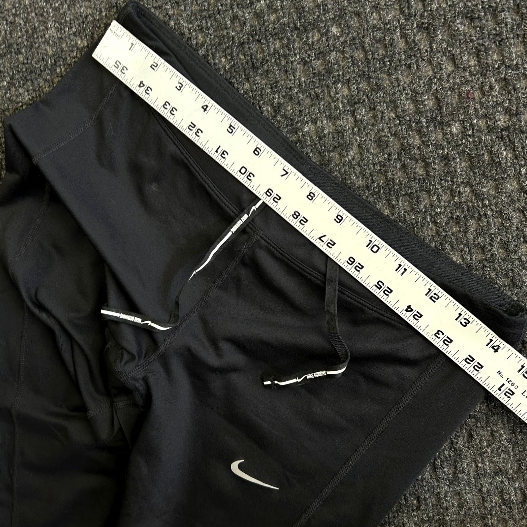 Nike Nike Dri-FIT Essential Running Capri Leggings Crop Black M 645603-010 Women Leggings Cropped Athletic Running Size 32" / US 10 / IT 46 - 7 Thumbnail