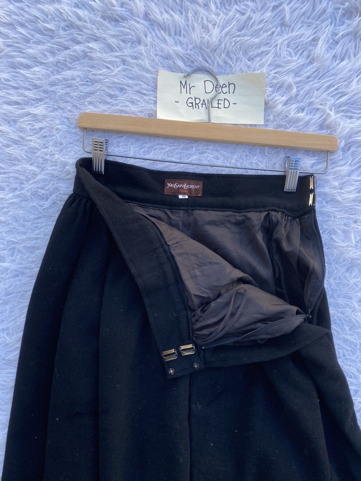 Yves Saint Laurent Rare Vintage Yves Saint Laurent YSL Wool Skirt Size 25" / US 0 / IT 36 - 8 Thumbnail