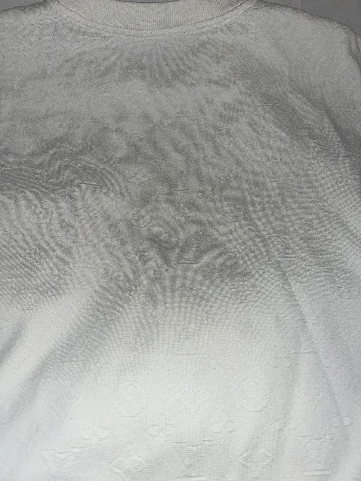 Louis Vuitton Louis Vuitton POCKET MONOGRAN TSHIRT sm shirt Size US S / EU 44-46 / 1 - 11 Thumbnail
