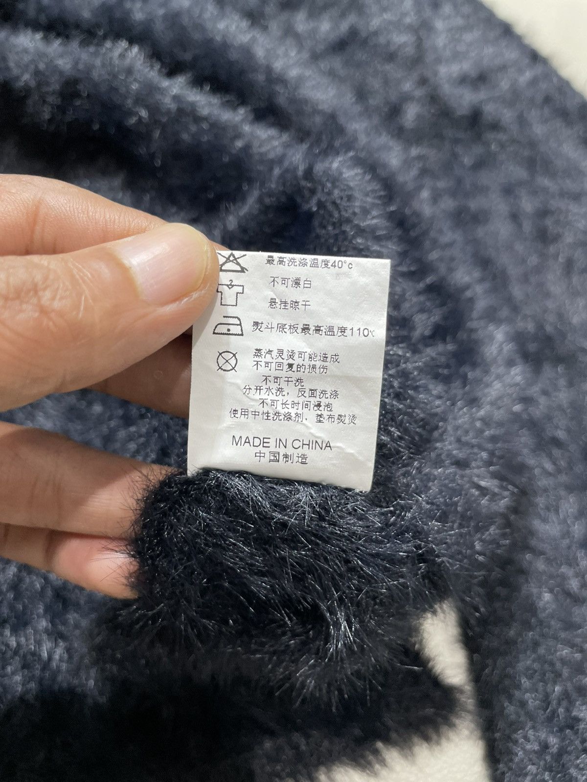 Japanese Brand 2000s Fuzzy Mohair Sweater Grunge style Size US XXL / EU 58 / 5 - 7 Thumbnail