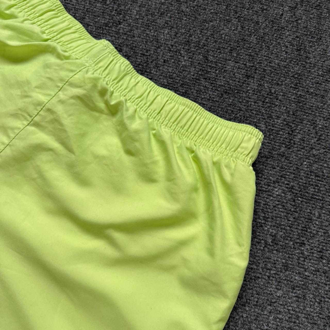Nike Mans Nike Shorts Size L Sport-wear Y2K 00s USA Swimwear Size US 36 / EU 52 - 4 Thumbnail