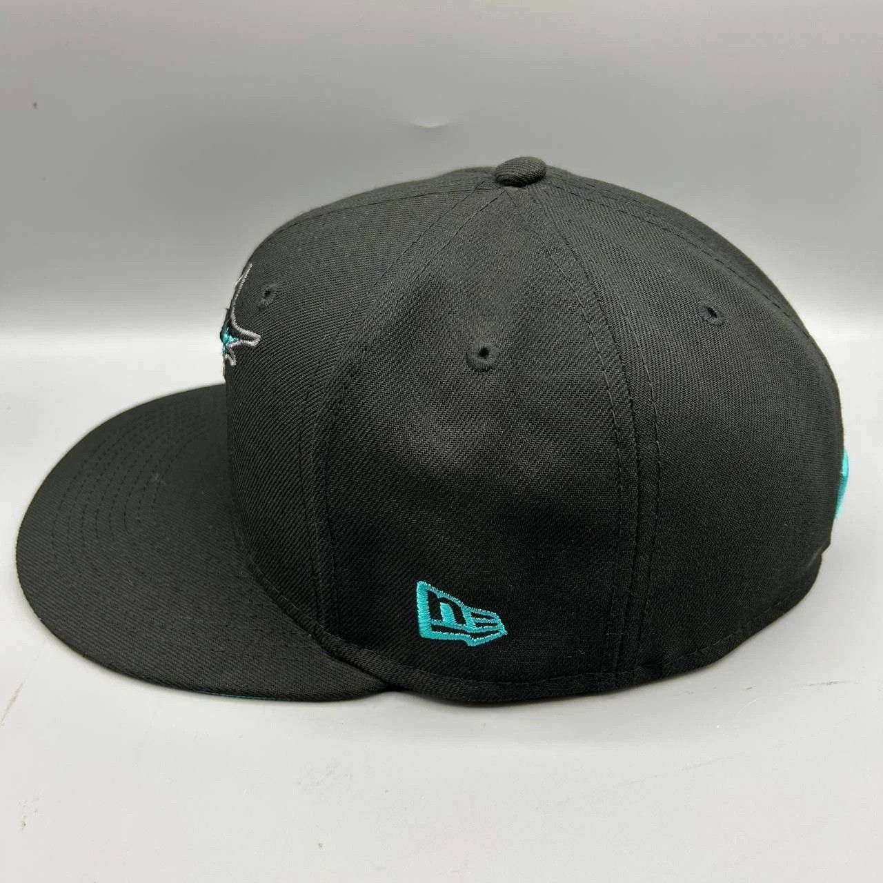 New Era Florida Marlins Hat Men 7 3/8 Black Blue MLB Fitted Cap Size ONE SIZE - 5 Thumbnail