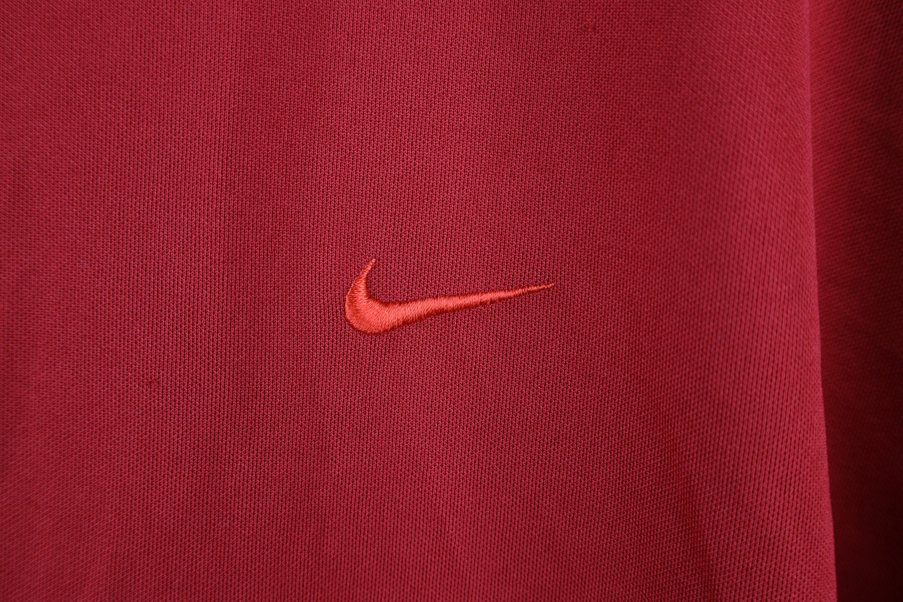 Nike × Vintage Vintage Nike Monochrome Scott Mini Swoosh Knit T-Shirt Red Size US L / EU 52-54 / 3 - 4 Thumbnail