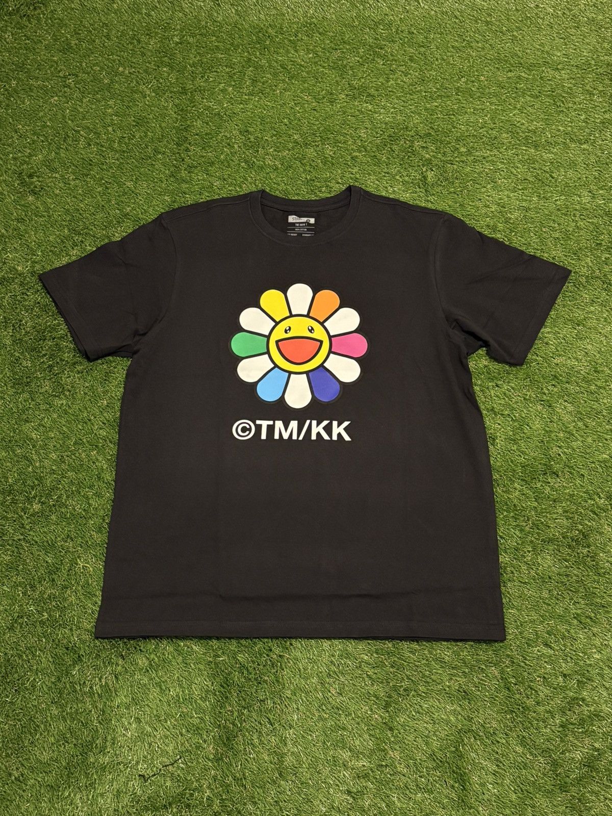 Takashi Murakami TAKASHI MURAKAMI “FLOWER” TSHIRT - SIZE MEDIUM - (BLACK) Size US M / EU 48-50 / 2 - 1 Thumbnail